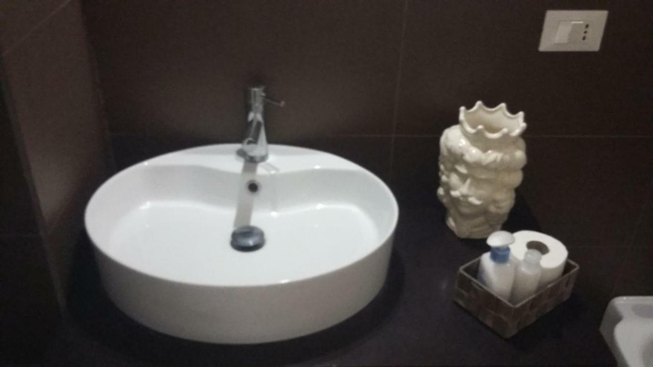 Al Siciliando B&B 巴勒莫 外观 照片